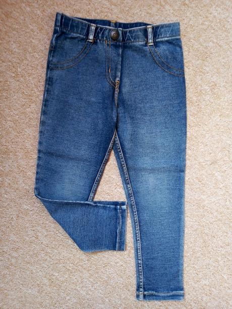 Legíny zn."next" vel."104', next,104