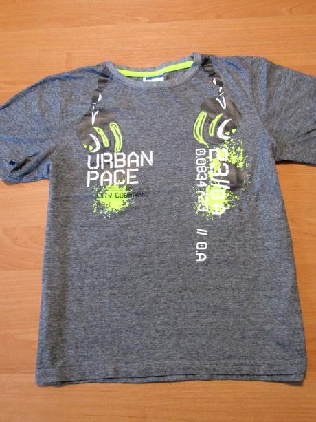 Chlapecké triko vel 146-152, 152