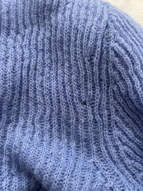 Bledě modrý svetr vel. xs/s, xs