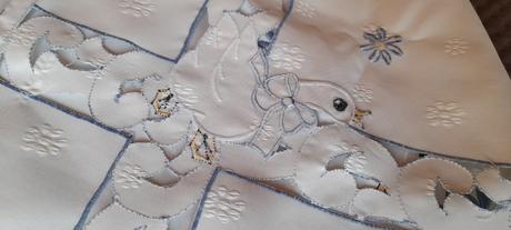 Vyšívaný ubrus velikonoční, 