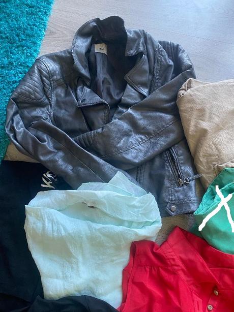 Pěkný set oblečení kalhoty,bunda,body,trika 38/m, m