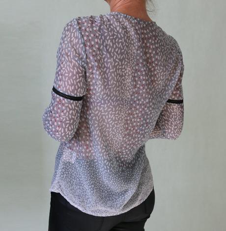 Nová jemná halenka se šněrováním ovs vel.34, ovs,34 / xs