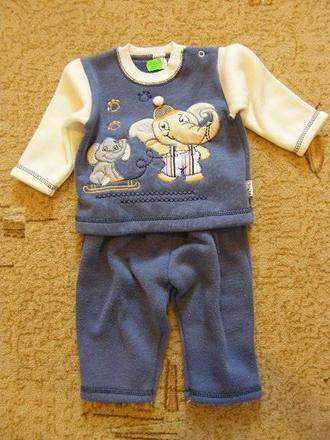 Tepláková souprava, 68