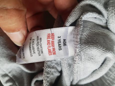 Dívčí tepláky značky girlswear, velikost 3 roky., 98