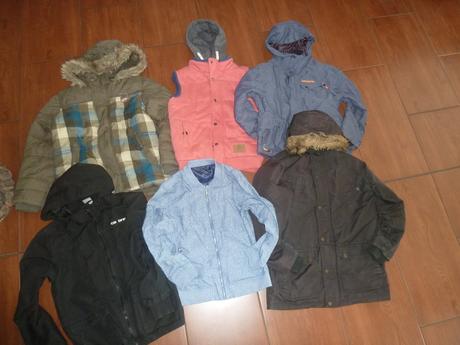 Výprodej - balíky klučičích bund kus 25,-kč, 