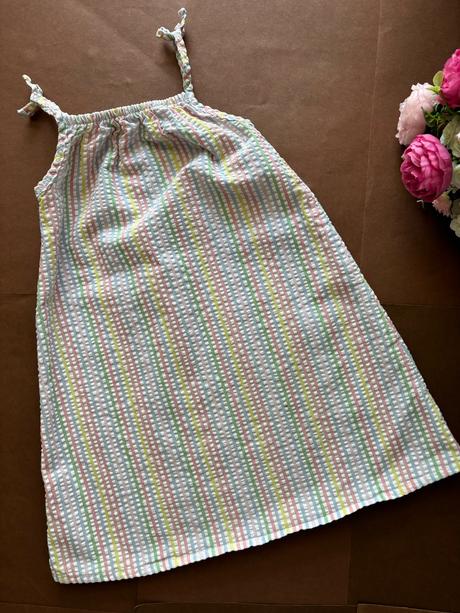 Ob/ šaty duhové strukturované  - v.5/6 let, nutmeg,116