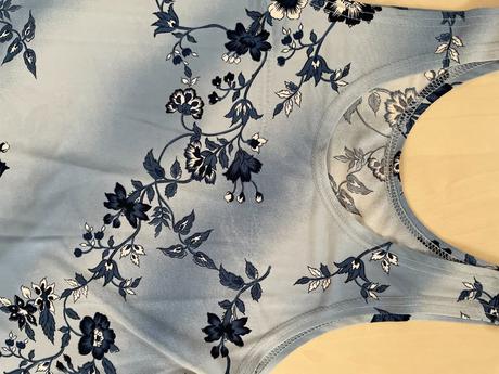 Letní květinové modré šaty, vel s i méně, s