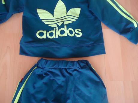 2 teplákové soupravy, 92