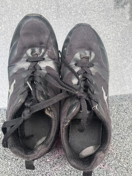 Kangaroos boty cerne 35, 35