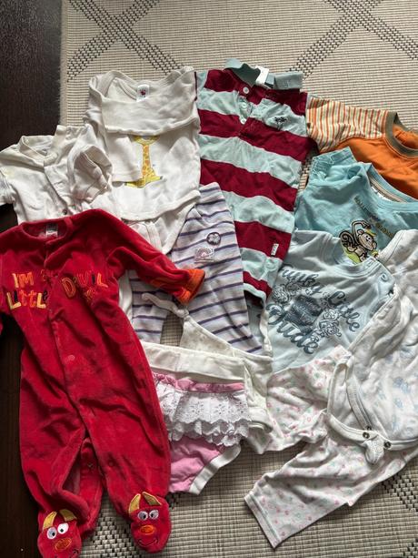 Balíček věcí 0-3 měsíce, 50–62