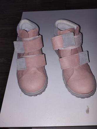 Kožené boty dívčí z ovečkárny vel. 32, 32