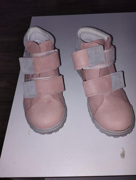 Kožené boty dívčí z ovečkárny vel. 32, 32