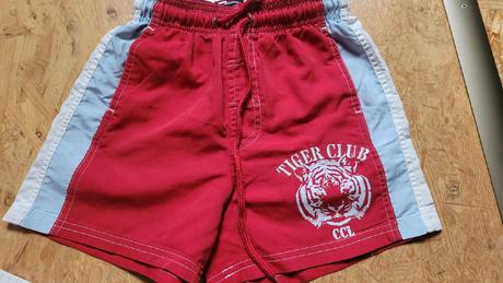 Kraťasy a plátěné kalhoty, 116