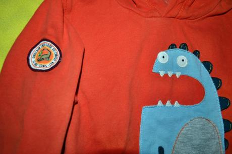 Mikina next s ještěrem, v.104, next,104