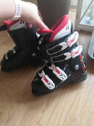 Lyžáky, nordica,32