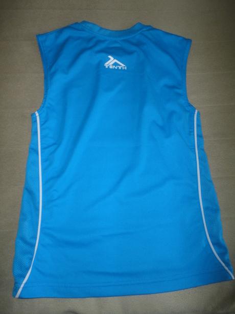 Jako nové funkční tílko tenth, vel. 8 let, 128