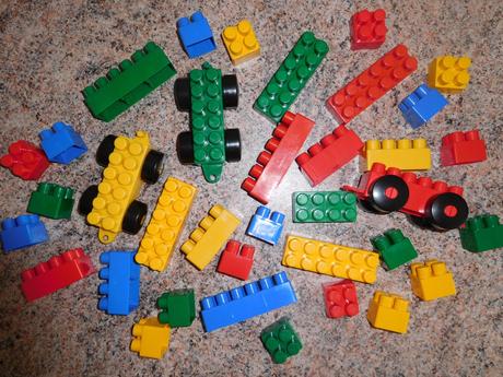 Plastové kostky 36 ks, 