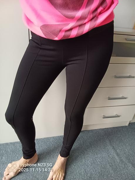 Legíny široká guma zn."esmara" vel "m", esmara,m