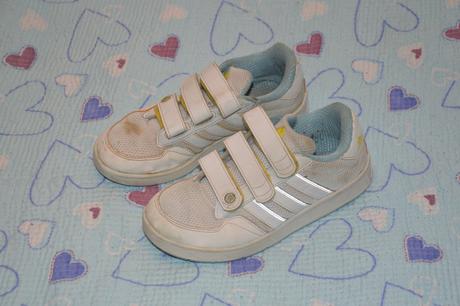 33 34 bílé boty sálovky botasky adidas, adidas,34