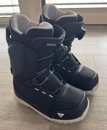 Boty na snowboard gravity, 35
