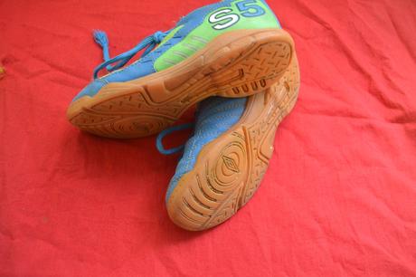 Sportovní boty v.31 do tělocvičny i ven, 31