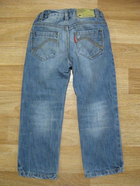 Džíny, 110