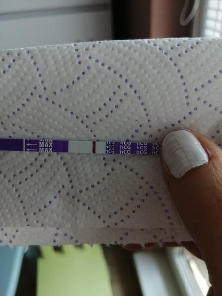 Jsou mé příznaky příznakem těhotenství? Zpoždění menstruace.