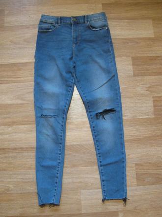 Džíny, 158