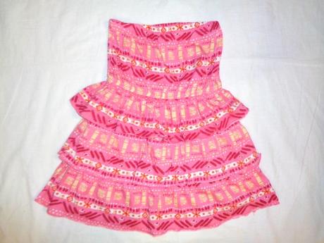 Luxusní volánkové samodržící šaty - růžové, 128