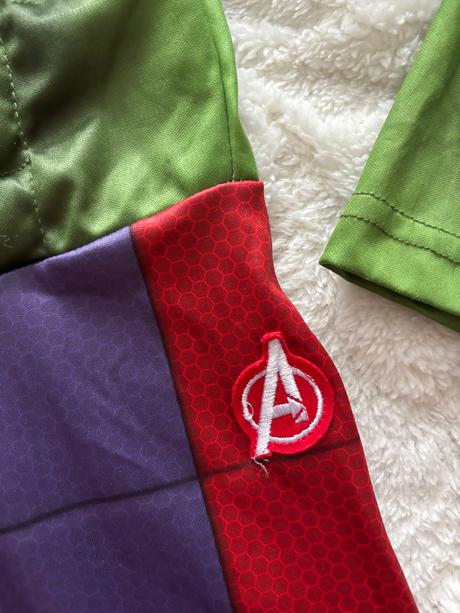 An26/ kostým hulk zn. disney  - v.9/10 let, 