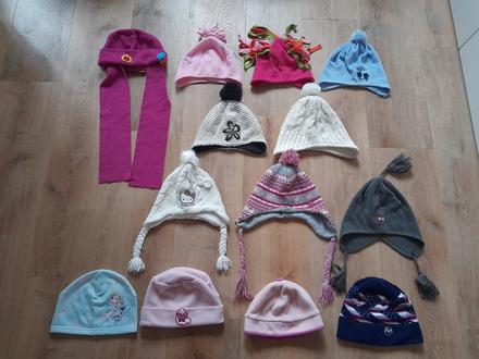 12 x čepice vel 52-54, 52