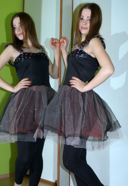 Karnevalové šaty s tylovou sukní,