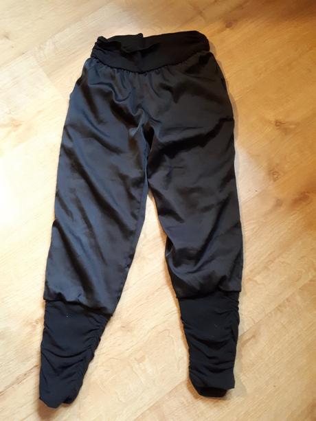 Bezvadné aladinkove kalhoty, třeba na tancovani, wojcik,140