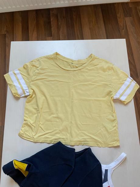 Set crop topů, vel není, cca xs, měřte, xs