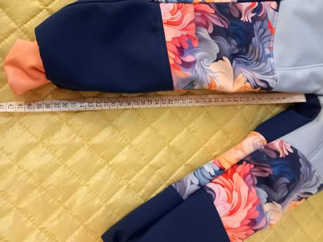 Softshellová souprava, 104