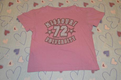 Fialkové triko s třpytivým nápisem, c&a,116