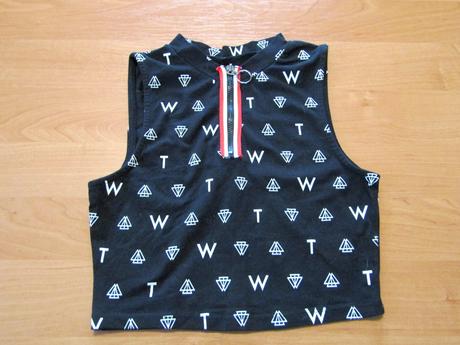 Dívčí triko do pasu vel 128, 128