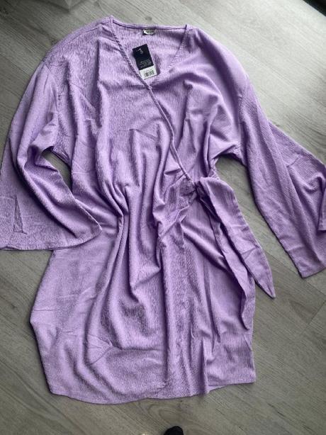 Krásné fialkové zavinovací šaty velikost 44/xxl, 44 / xxl