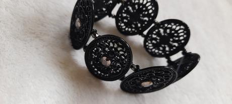 Elastický společenský náramek s kamínky, orsay