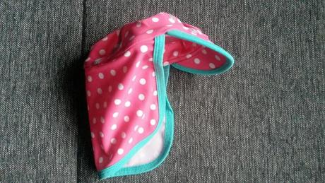 Plavková kšiltovka s peppa pig s ochranou krku, marks & spencer,80