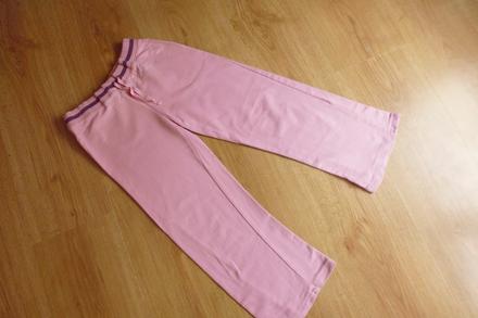 Tepláky, girl2girl,122