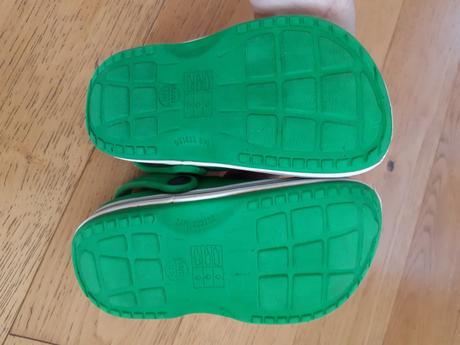 Nazouváky 24-25, lupilu,25