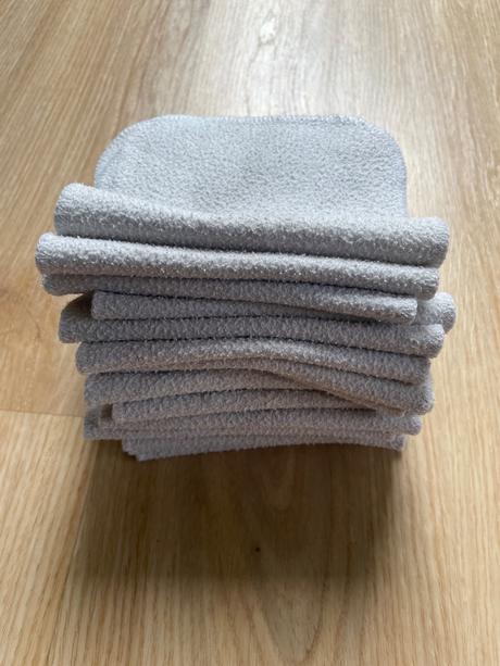 Sio latkove pleny petit lulu a svrchní pull, petit lulu