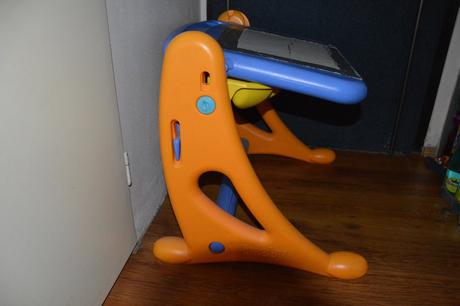 Plastový stoleček pro nejmenší , sklápěcí, 