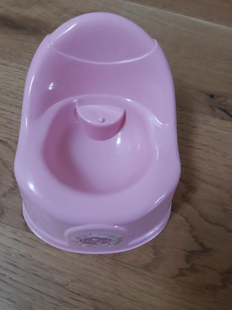 Nočník pro panenky.,