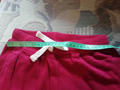 Hezké bavlněné tepláky 116-122-nové, 122