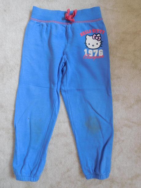 Tepláky s kitty, sanrio,104