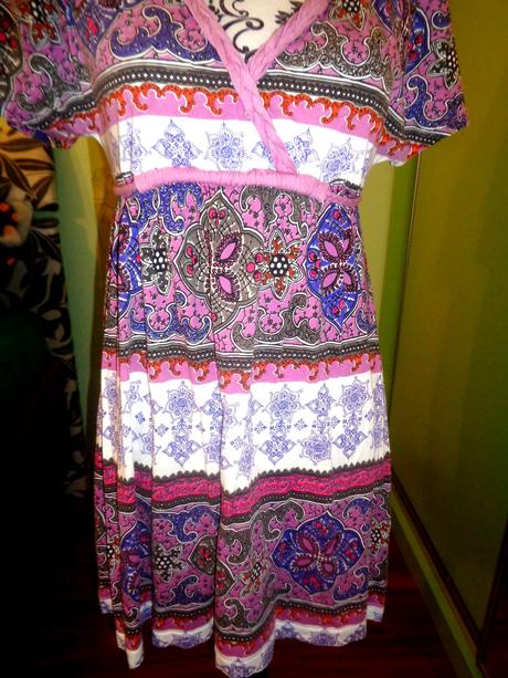 Krásná bavlněná tunika nebo minišaty, l