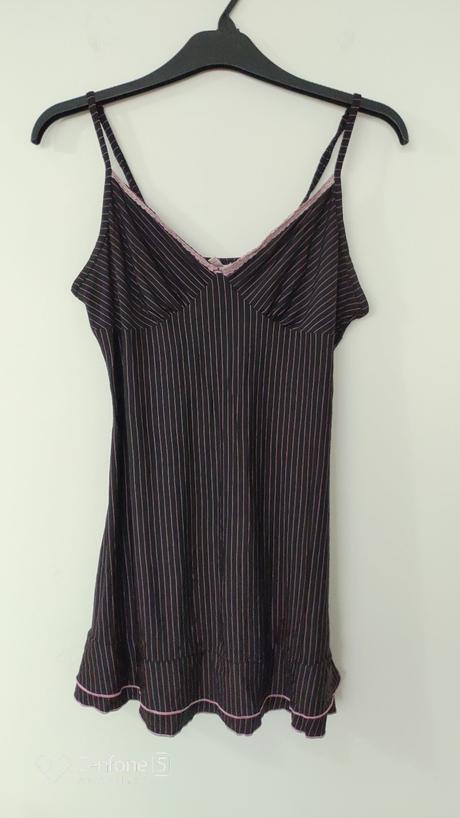 Noční košilka, 38