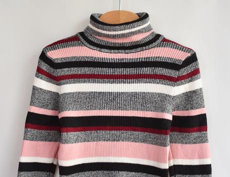 Svetr vel. 9 - 10 let, primark,140